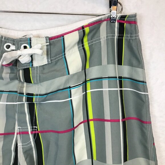 Nasimi Beach Mens XXL Waist 39in Board Swim Shorts Hook Loop Closure Plaid Gray - Picture 4 of 16